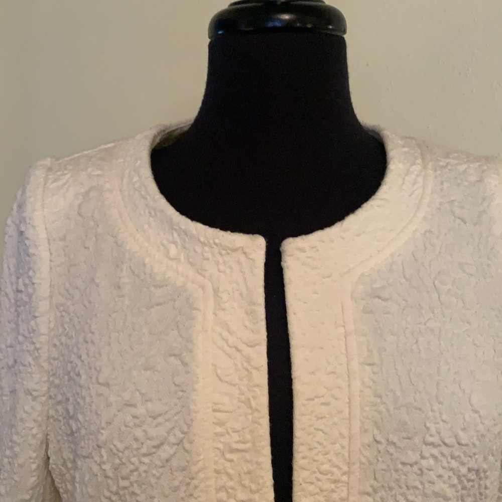 Three Dots Buttonless Cropped Blazer Squared Shou… - image 3